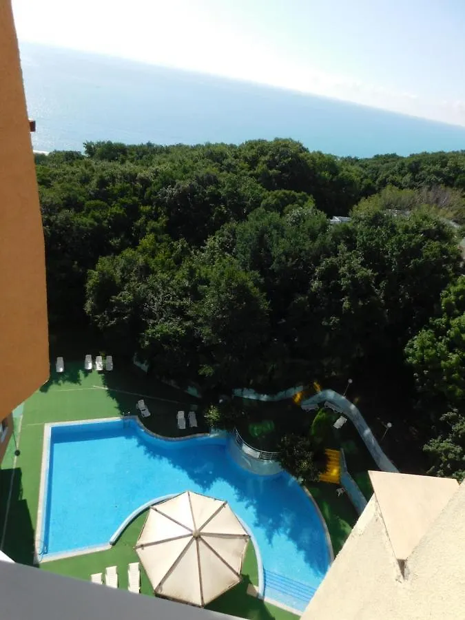 Wavetower Apartment Golden Sands